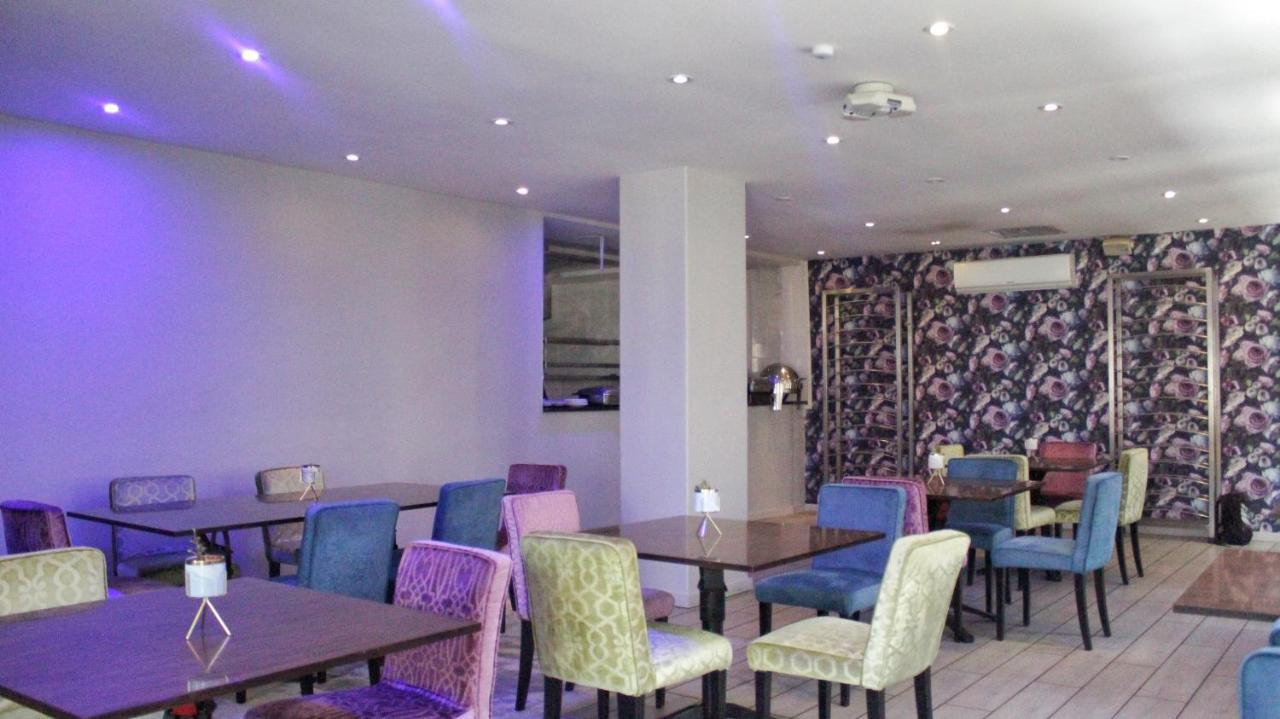 Reef Hotel Johannesbourg Extérieur photo
